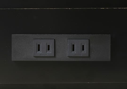 足元コンセント