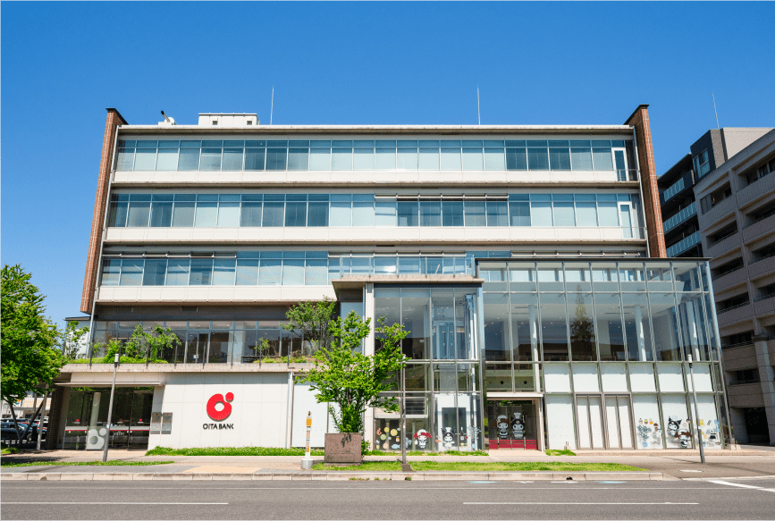 大分銀行ソーリン支店 兼 大分駅前支店(徒歩5分/約350m)